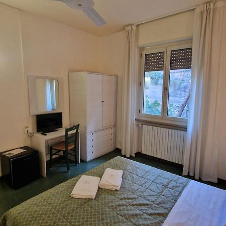 Hotel Sorriso برنزوني سول جاردا المظهر الخارجي الصورة