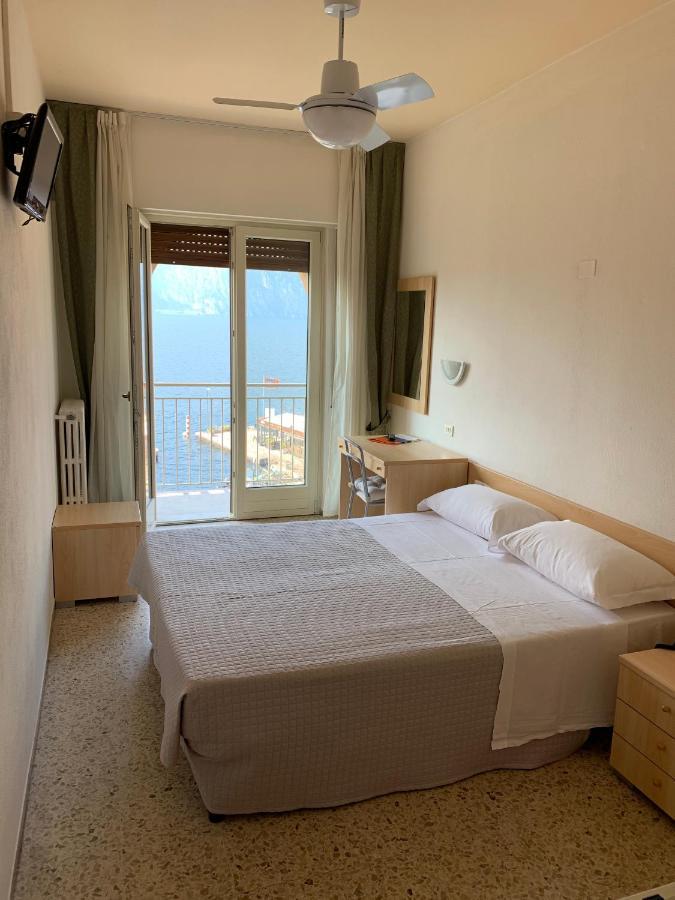 Hotel Sorriso برنزوني سول جاردا المظهر الخارجي الصورة