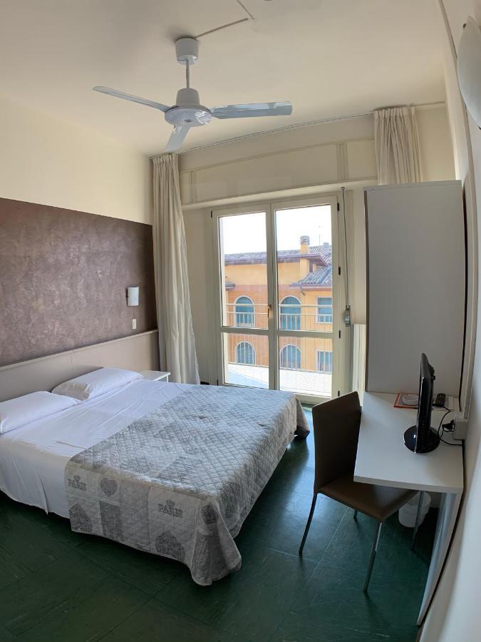 Hotel Sorriso برنزوني سول جاردا المظهر الخارجي الصورة
