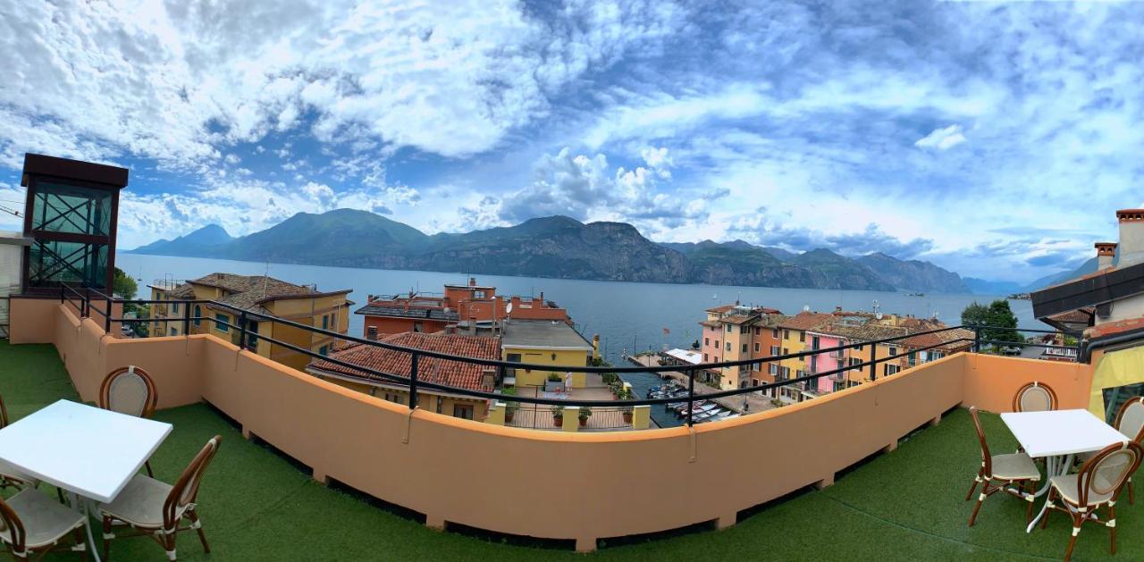 Hotel Sorriso برنزوني سول جاردا المظهر الخارجي الصورة