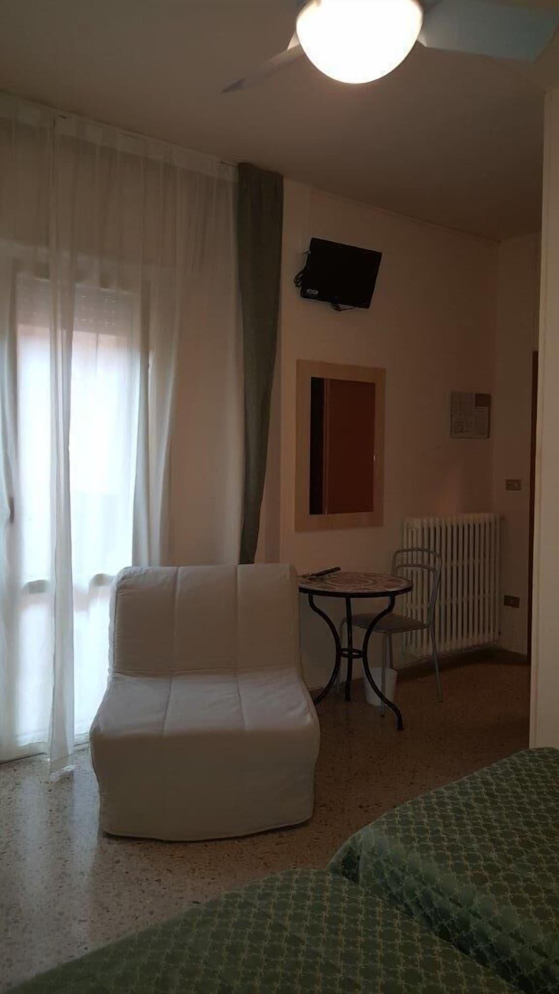 Hotel Sorriso برنزوني سول جاردا المظهر الخارجي الصورة