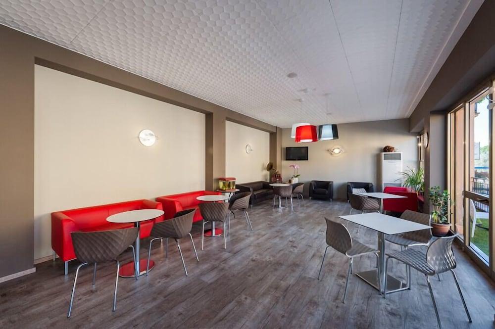 Hotel Sorriso برنزوني سول جاردا المظهر الخارجي الصورة
