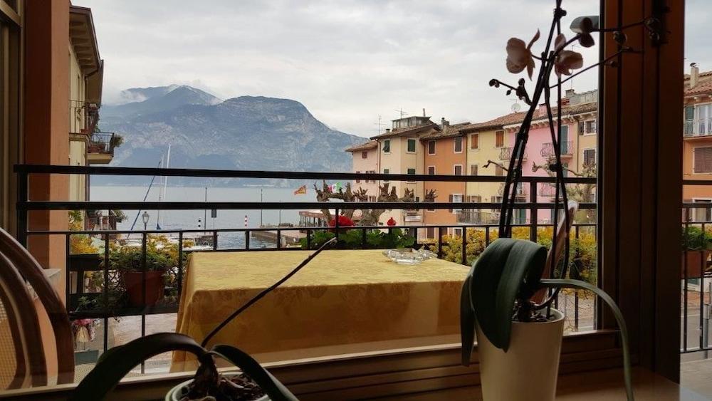 Hotel Sorriso برنزوني سول جاردا المظهر الخارجي الصورة