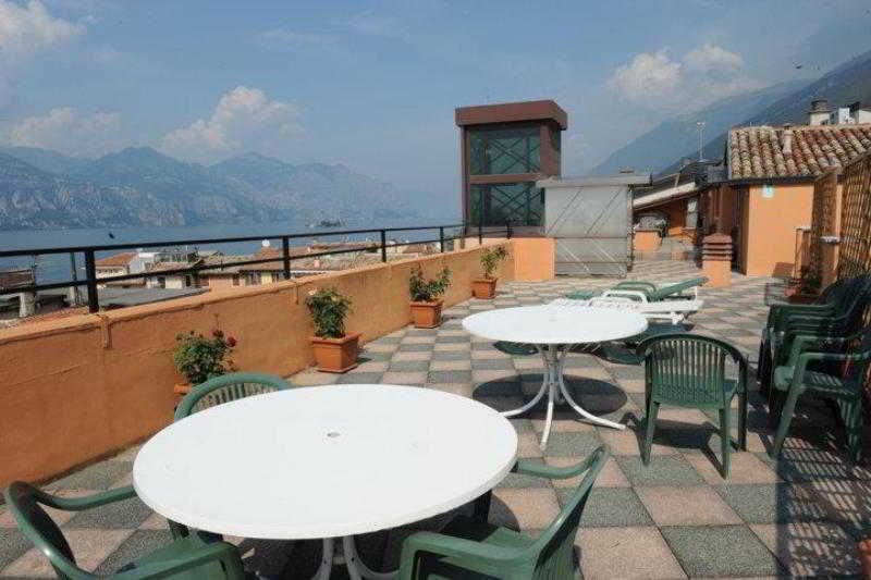 Hotel Sorriso برنزوني سول جاردا المظهر الخارجي الصورة