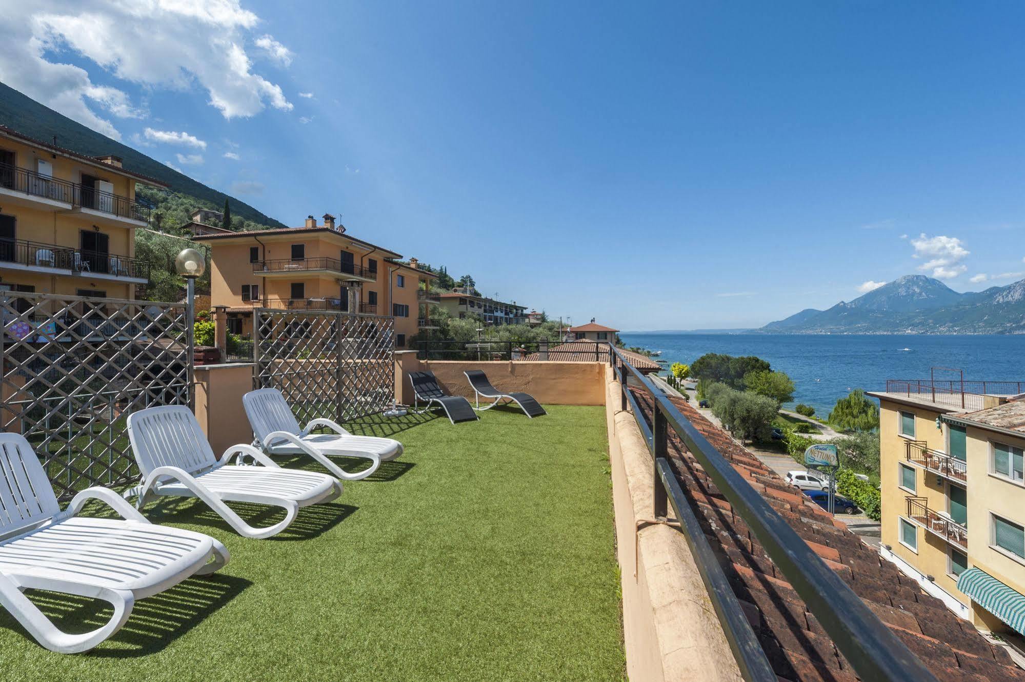 Hotel Sorriso برنزوني سول جاردا المظهر الخارجي الصورة